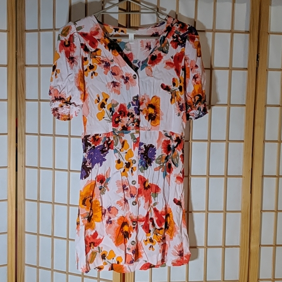 H&M floral crepe dress - Picture 2 of 4